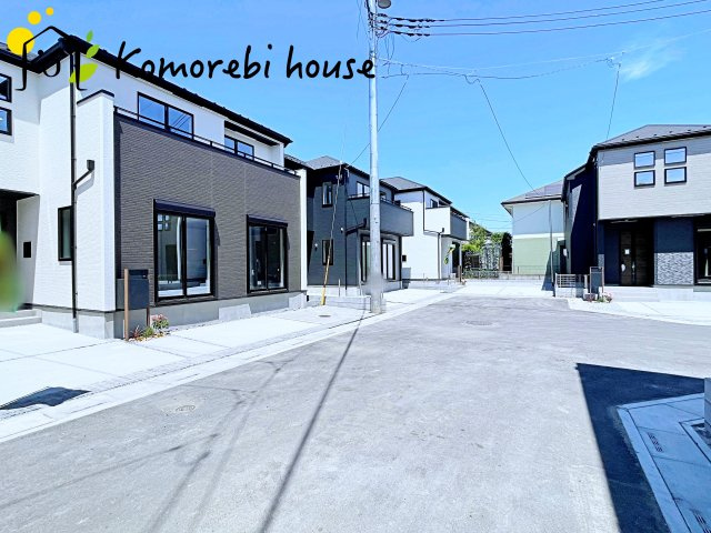 上尾市大谷本郷　9期　新築一戸建て　グラファーレ　07の前面道路含む現地写真|前面道路含む現地写真です