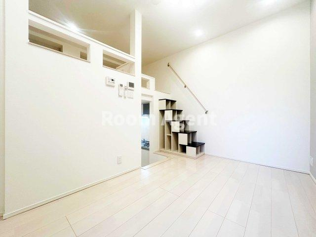 メゾンド琥珀の居間・リビング