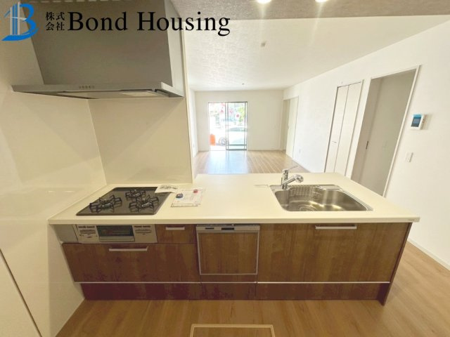 周辺環境充実で生活しやすい　大久保町八木　全2棟　1号棟のキッチン