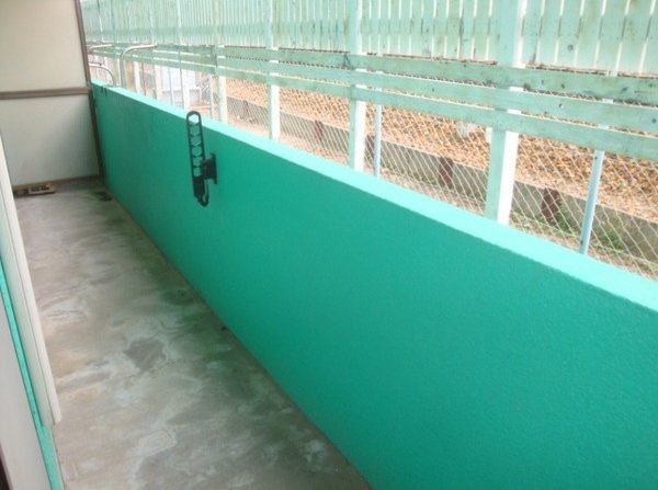 ファミール宝塚のバルコニー