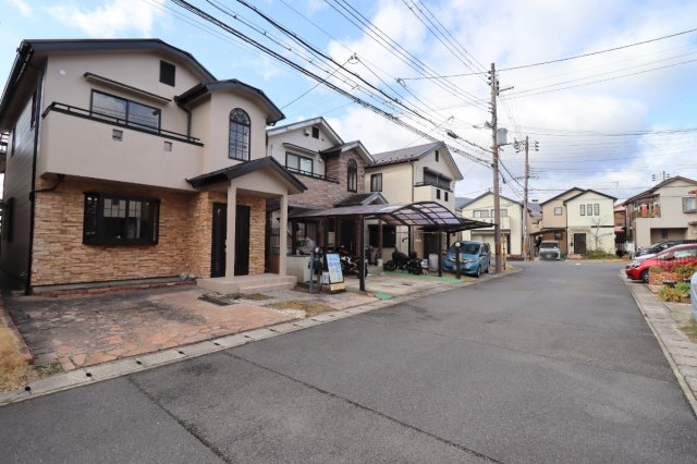 御陵峰ケ堂町２丁目の前面道路含む現地写真