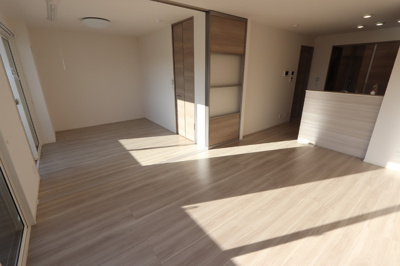 【居間・リビング】 | サントピア新涯Ⅱ