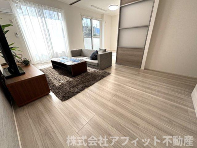 【居間・リビング】 | サントピア新涯Ⅱ | LDK13.2帖