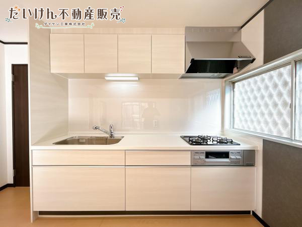 明石市北朝霧丘二丁目戸建のキッチン