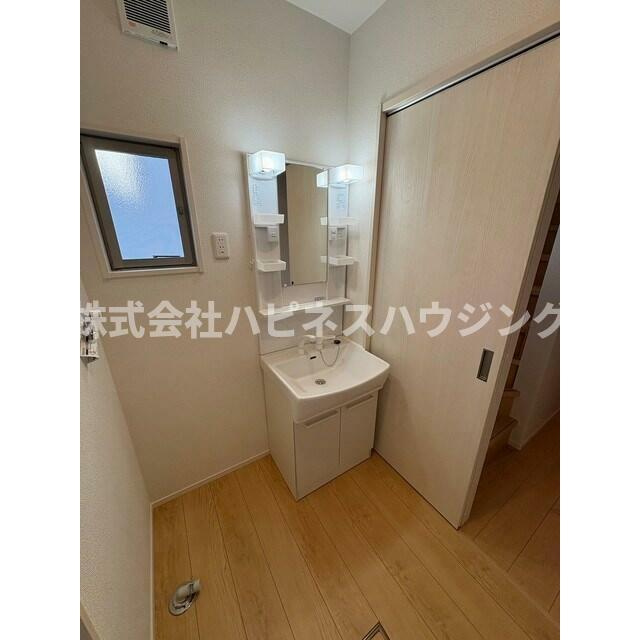 グランソフィア東深井(グランソフィアヒガシフカイ)の洗面所