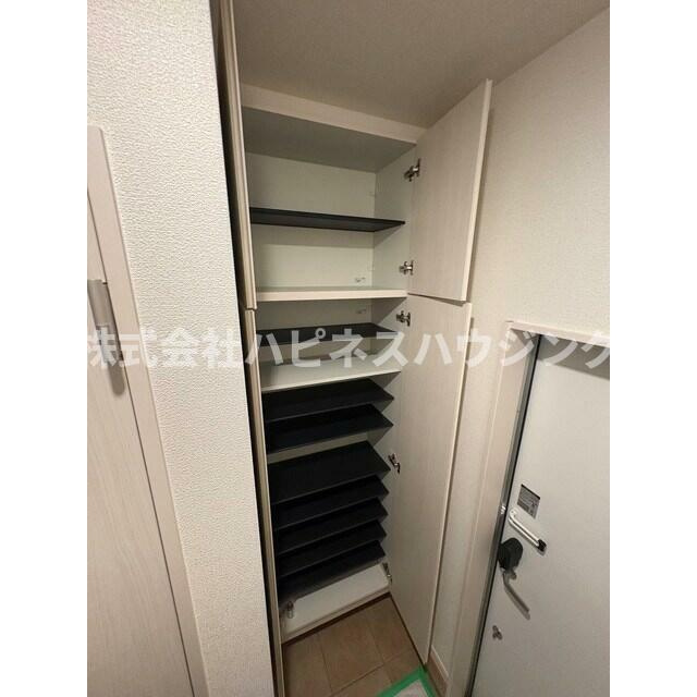 グランソフィア東深井(グランソフィアヒガシフカイ)の玄関