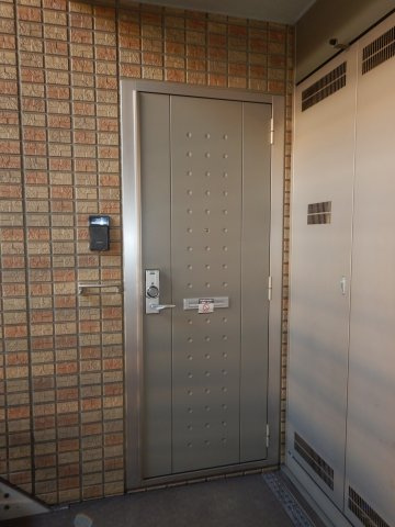 グリーンコスミオンの玄関