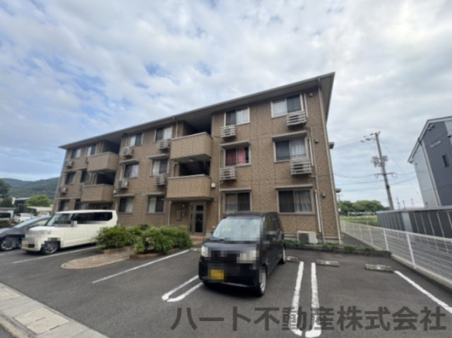 グリーンコスミオンの外観