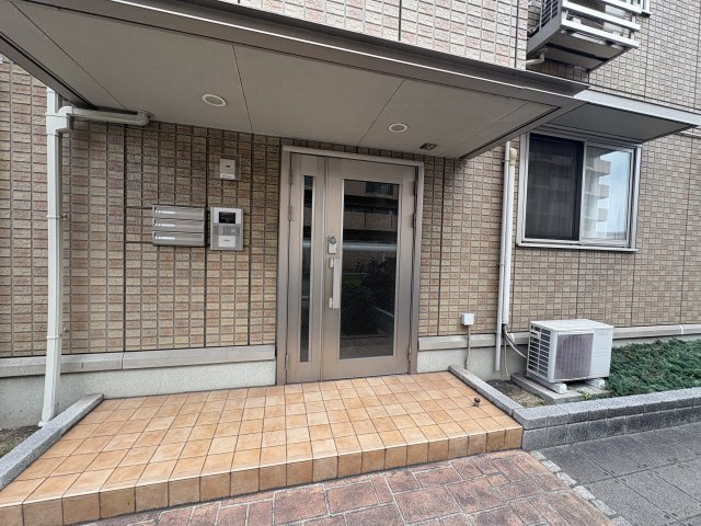 グリーンコスミオンの外観