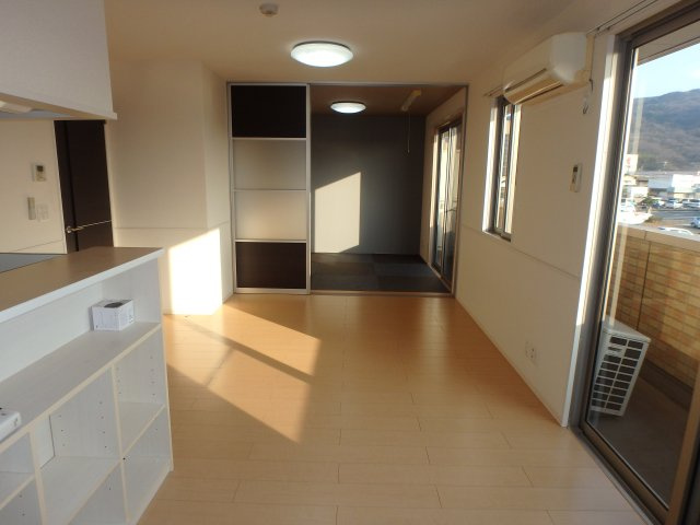 グリーンコスミオンの居間・リビング