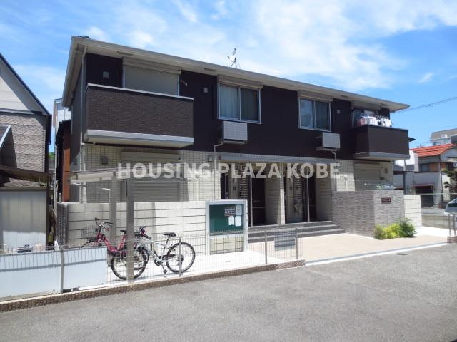 アヴェニールの外観