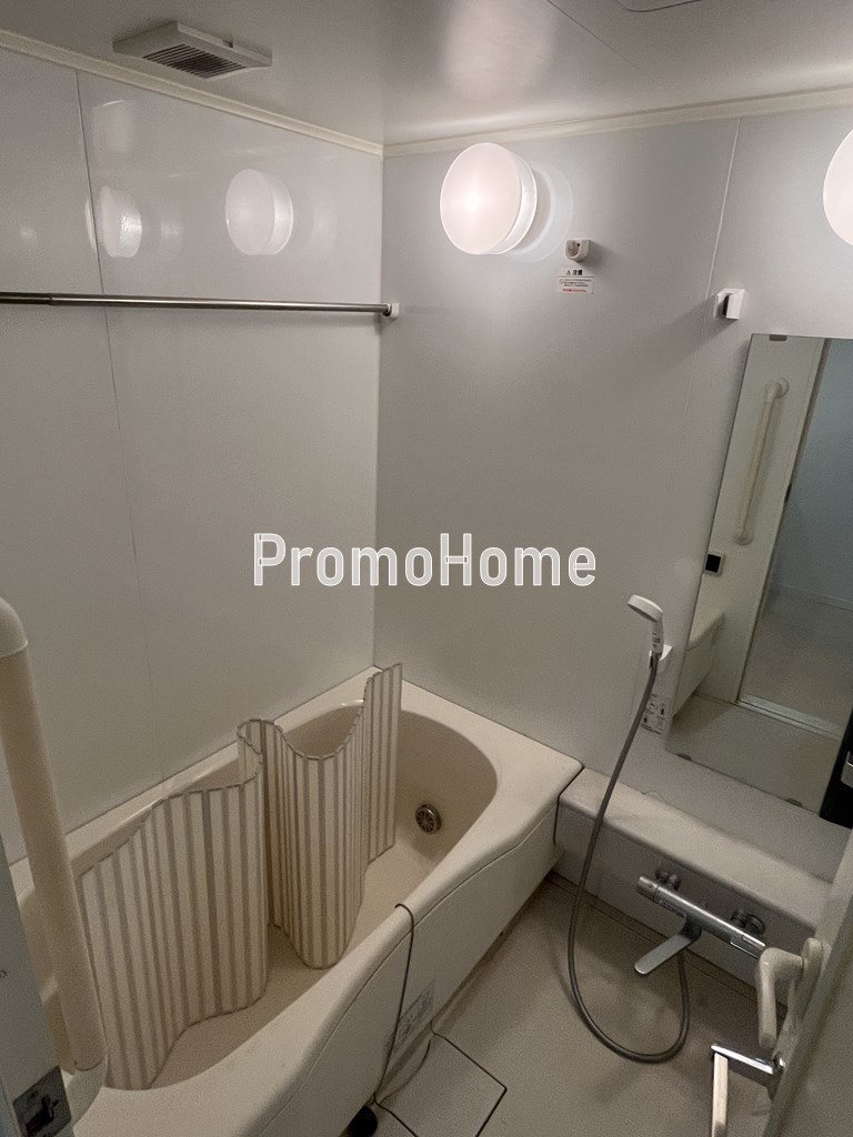 グランカーサ銀座イーストの浴室