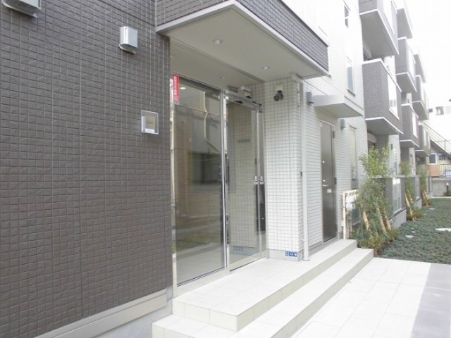 クリア南砂のエントランス