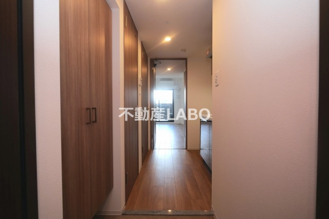 ワールドアイ難波City Gateの玄関