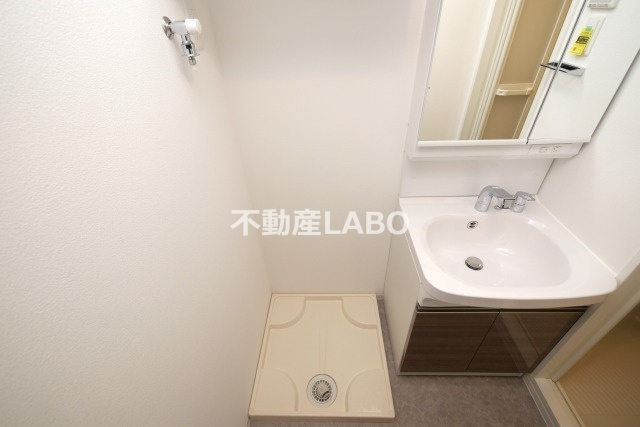 ワールドアイ難波City Gateの洗面所