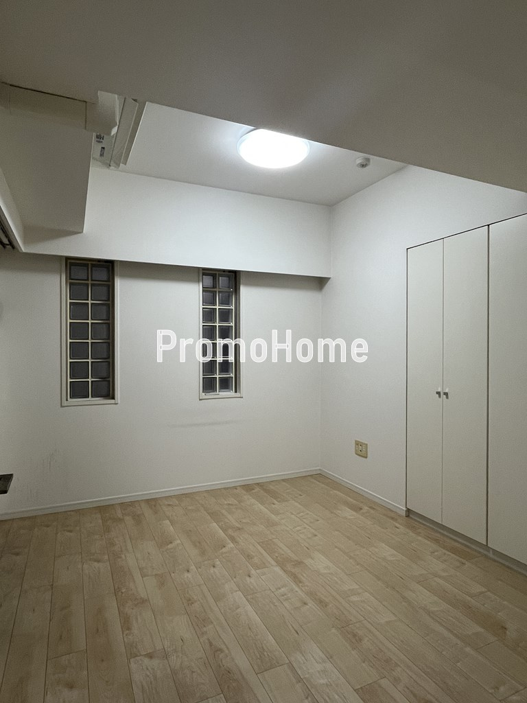 グランカーサ銀座イーストの洋室