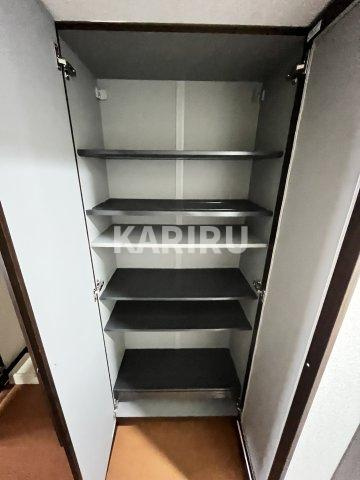 マリス京橋ＷＩＮＧの収納