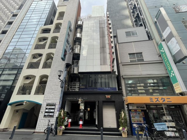 大阪市北区曾根崎新地１丁目の店舗一部