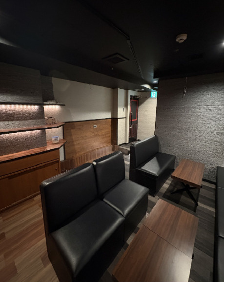 大阪市北区曾根崎新地１丁目の店舗一部の内装