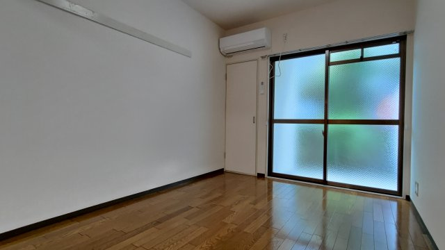 ダンディーAの寝室