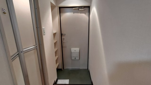 ダンディーAの玄関