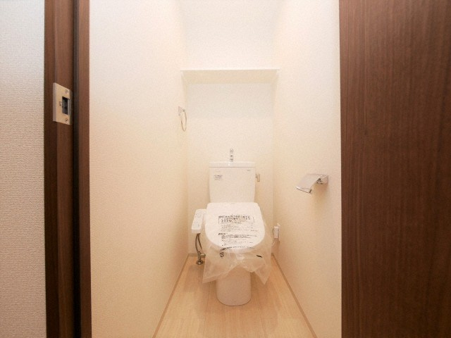 フォーリアライズ大阪ウエストベイのトイレ