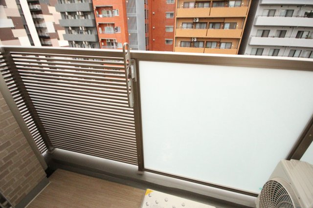 【バルコニー】