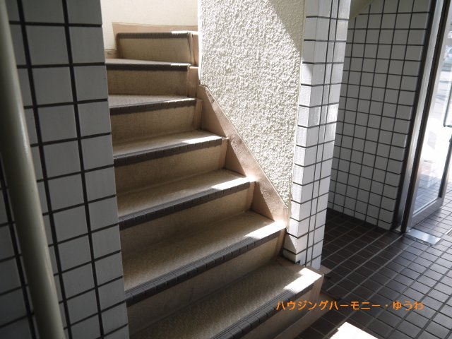 【その他共用部分】 | トップ赤羽第2 | エレベーターが無いので、上階までは、階段利用となります！