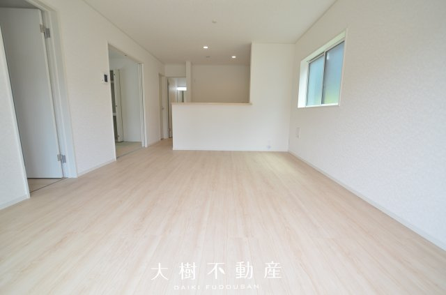 【前面道路含む現地写真】 | 座間市入谷西2丁目　新築戸建て　全4棟【仲介手数料無料】 | ※令和8年2月下旬に撮影