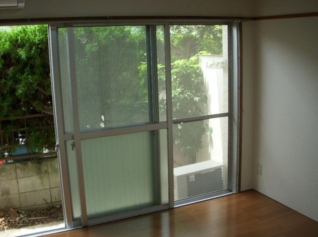 コーポ・アベの居間・リビング