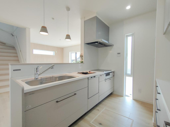 【キッチン】 | 裾野市伊豆島田 新築建売分譲住宅 土地＋建物 TW05847 | 裾野市伊豆島田　6号棟キッチン