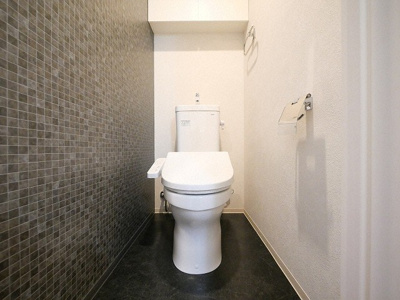 【トイレ】 | セイワパレス深江南 | 落ち着いた色調のトイレです