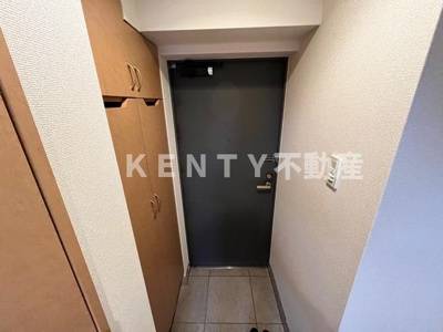 【その他共用部分】 | ルーブル西馬込弐番館 | 収納もある玄関です