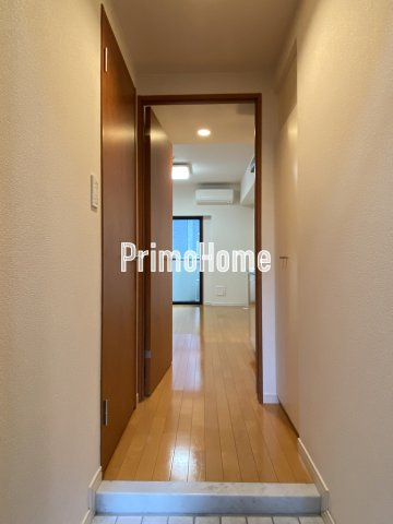 エクセリア九段の玄関