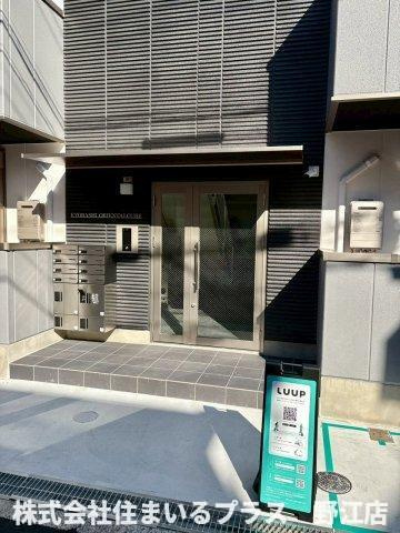 京橋オリエンタルキューブのエントランス