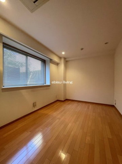 【洋室】 | ガーデン渋谷氷川