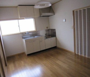 【キッチン】 | ファミールＭ | 参考写真。他部屋写真。