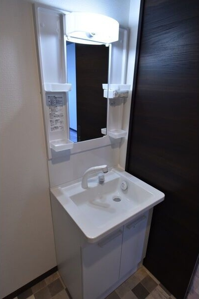 MRK創成川通の洗面所