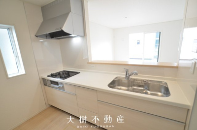 【キッチン】 | 座間市入谷西2丁目　新築戸建て　全4棟【仲介手数料無料】