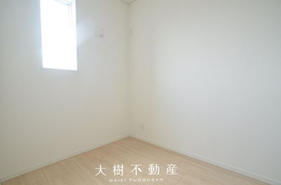 【洋室】 | 座間市入谷西2丁目　新築戸建て　全4棟【仲介手数料無料】 | 2階　洋室4（2.5帖）