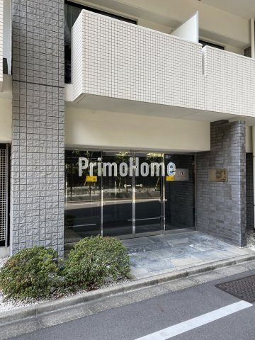 エクセリア九段のエントランス