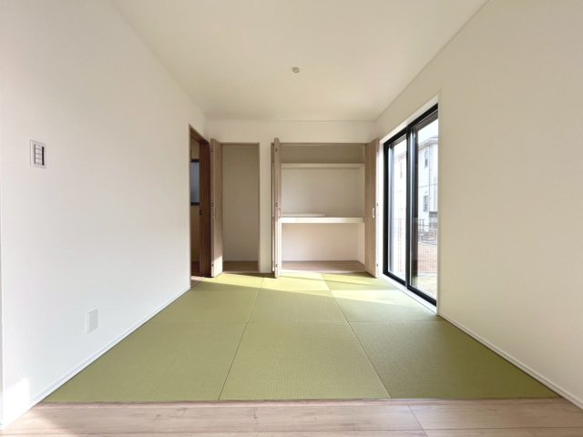【商談中】ダイマルタウン　一宮市西五城第4　全4区画分譲の和室|一室あると便利な和室は、ご来客時はもちろん、お子様のお昼寝や遊び場、寝室としてもご利用いただけます。