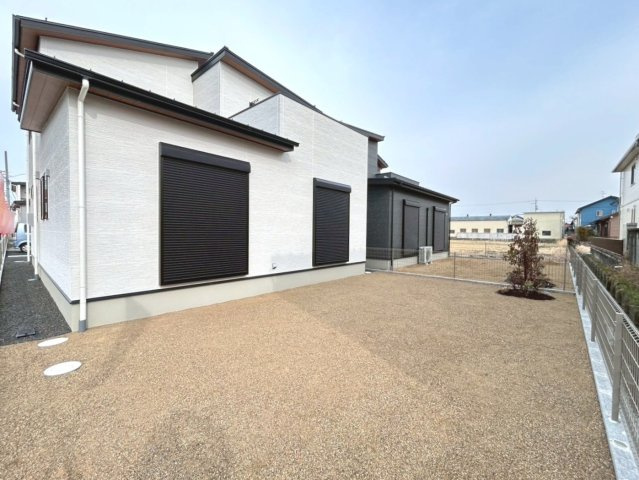 【商談中】ダイマルタウン　一宮市西五城第4　全4区画分譲の庭|南側に広いお庭スペースがございます。
