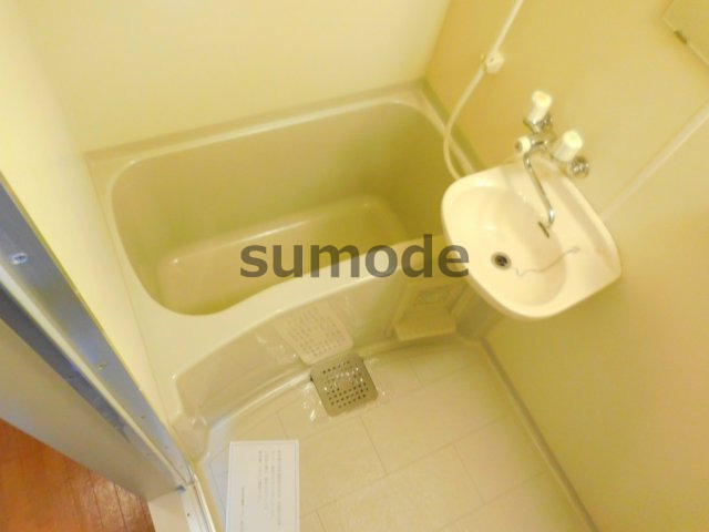 アビタシオン奈佐原B棟の浴室