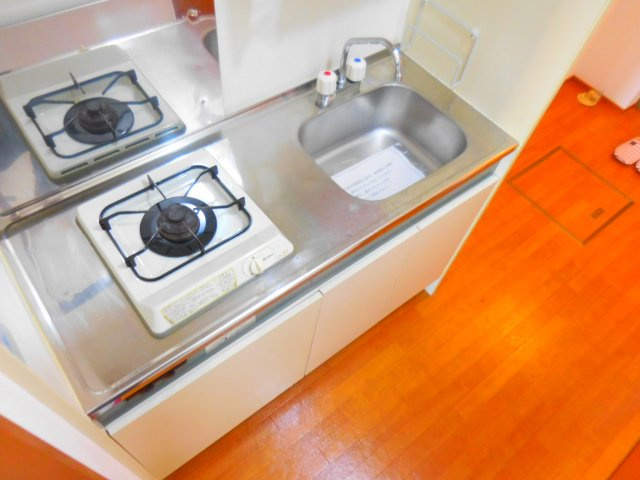 アビタシオン奈佐原B棟のキッチン