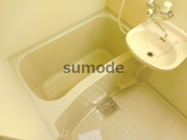 アビタシオン奈佐原B棟の浴室