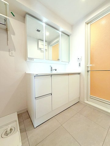 コスモ上永谷の独立洗面台