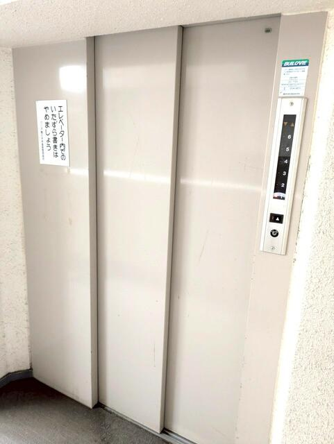 エレベーター
