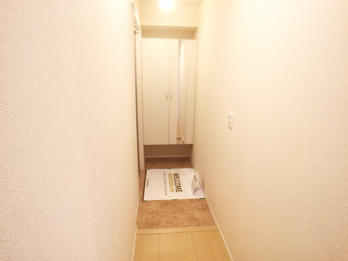 メルベーユおおたかの森 1号棟の玄関|玄関