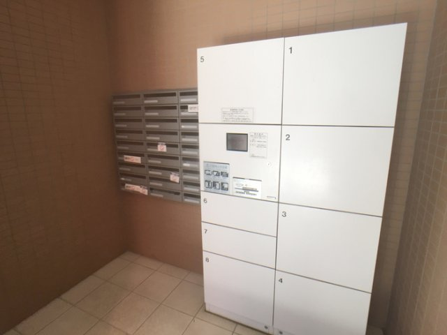 フォンテーヌのその他共用部分|集合ポスト・宅配ボックス